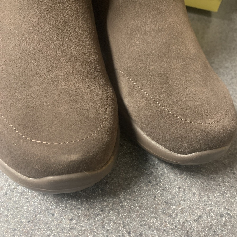 Ladies Skechers Boots On-The-Go Joy Size 10 Hands Free Slip In Pillow Heel - Picture 2 of 14